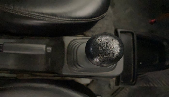 2024 Maruti Eeco 5 STR AC, Petrol, Manual, 20,104 km, Gear Lever