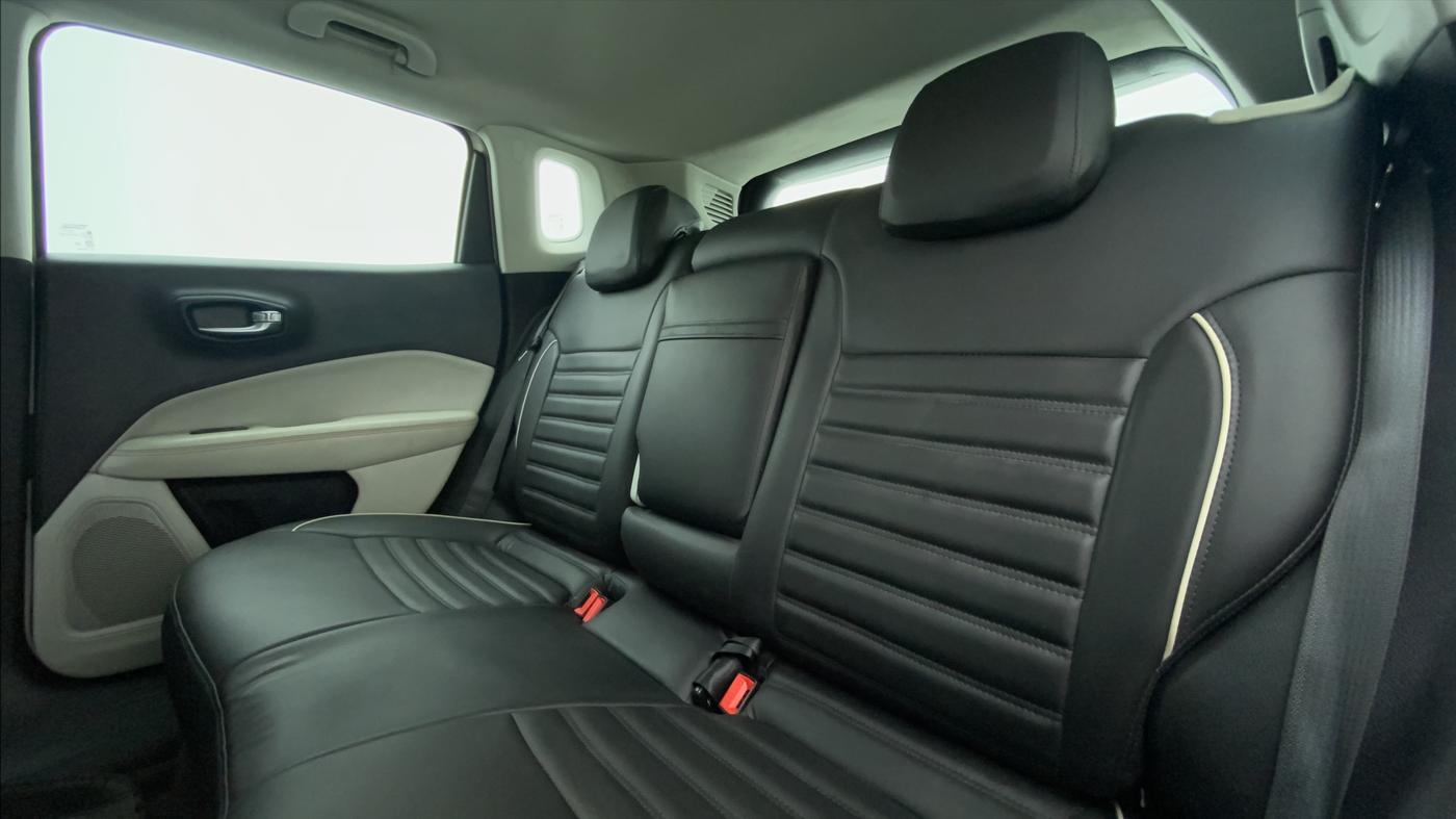 2017 Jeep Compass LIMITED (O) 2.0, Diesel, Manual, 44,290 km, Right Side Rear Door Cabin