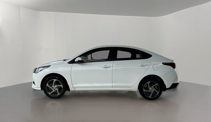 2020 Hyundai Verna S+ DIESEL MT, Diesel, Manual, 24,943 km, Left Side