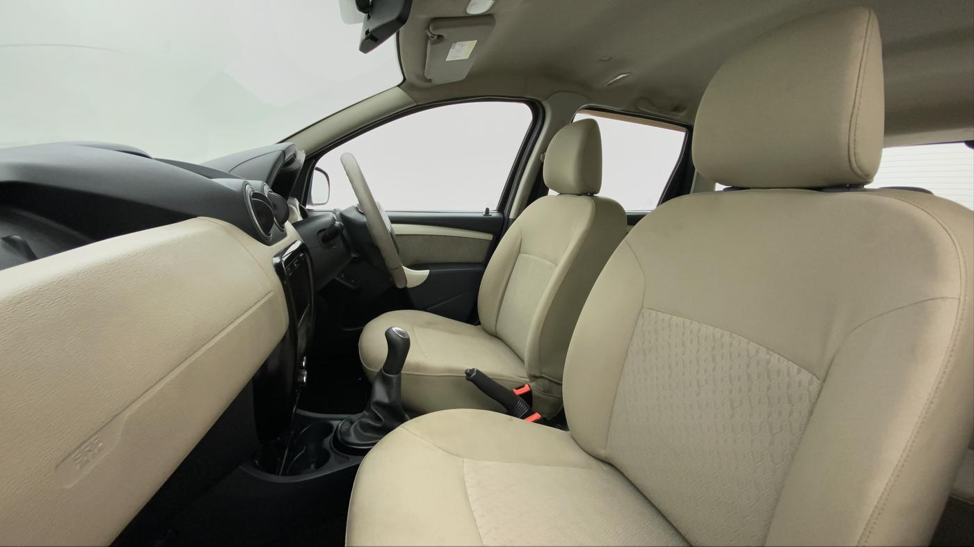 2013 Renault Duster 85 PS RXL OPT, Diesel, Manual, 58,033 km, Right Side Front Door Cabin