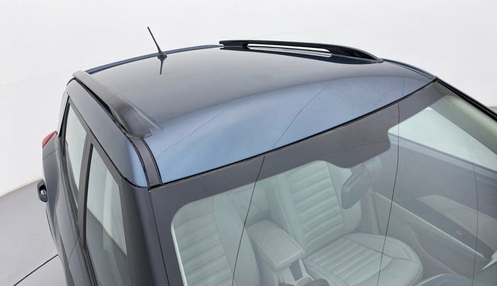 2021 Mahindra XUV300 1.2 W6 MT, Petrol, Manual, 9,823 km, Roof