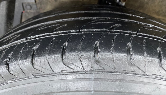 2013 Maruti Swift Dzire VDI BS IV, Diesel, Manual, 90,822 km, Left Rear Tyre Tread
