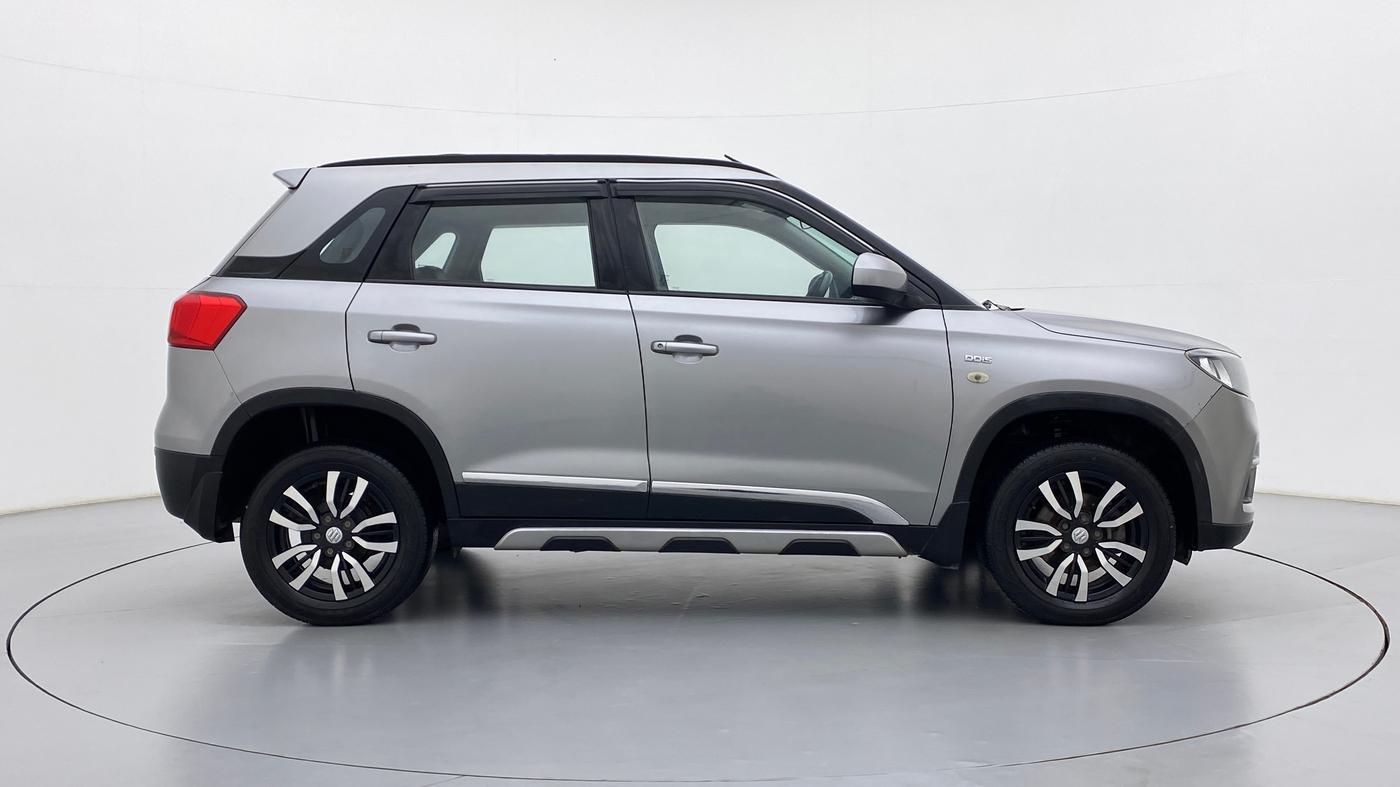 2018 Maruti Vitara Brezza VDI, Diesel, Manual, 1,05,124 km, Right Side View