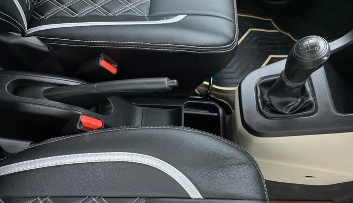 2020 Maruti New Wagon-R LXI 1.0 L, Petrol, Manual, 16,729 km, Gear Lever