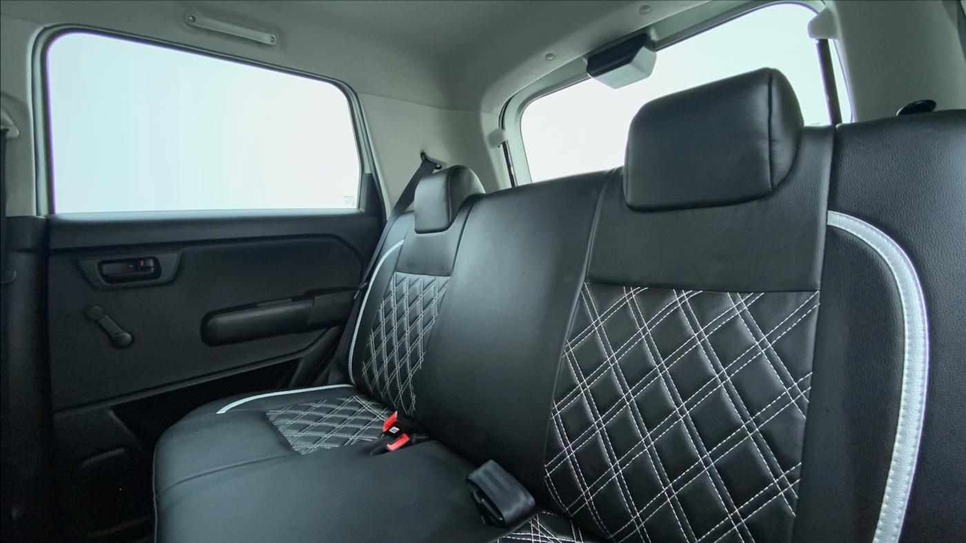 2020 Maruti New Wagon-R LXI 1.0 L, Petrol, Manual, 16,729 km, Right Side Rear Door Cabin