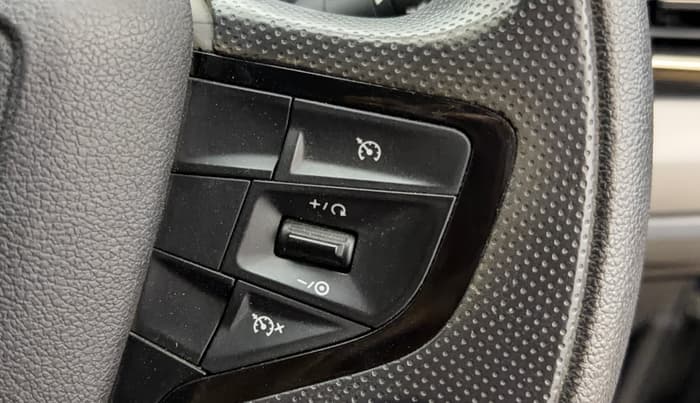 2022 Tata Harrier XT PLUS 2.0L KRYOTEC DARK EDITON, Diesel, Manual, 57,570 km, Adaptive Cruise Control
