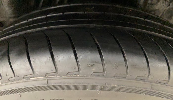 2015 Honda Jazz 1.2L I-VTEC S, Petrol, Manual, 42,088 km, Left Rear Tyre Tread