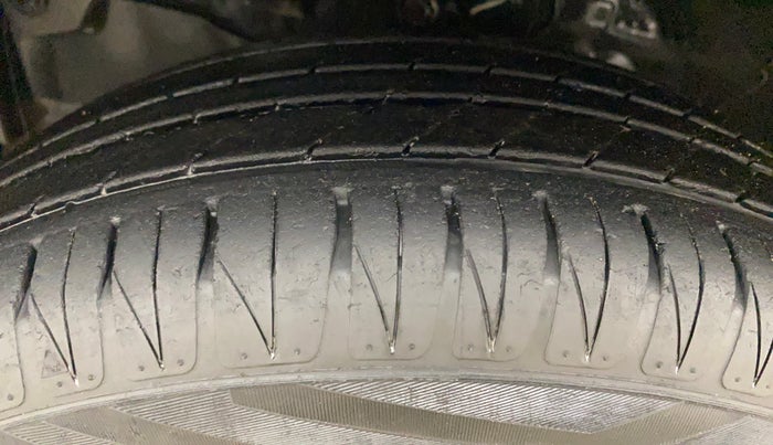 2015 Honda Jazz 1.2L I-VTEC S, Petrol, Manual, 42,088 km, Left Front Tyre Tread