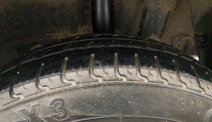 2017 Hyundai Grand i10 SPORTZ 1.2 KAPPA VTVT, Petrol, Manual, 86,225 km, Left Rear Tyre Tread