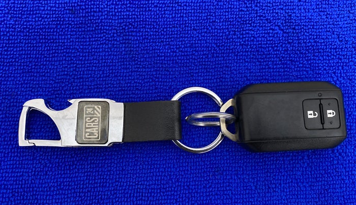 2020 Maruti XL6 ALPHA MT, Petrol, Manual, 27,295 km, Key Close Up
