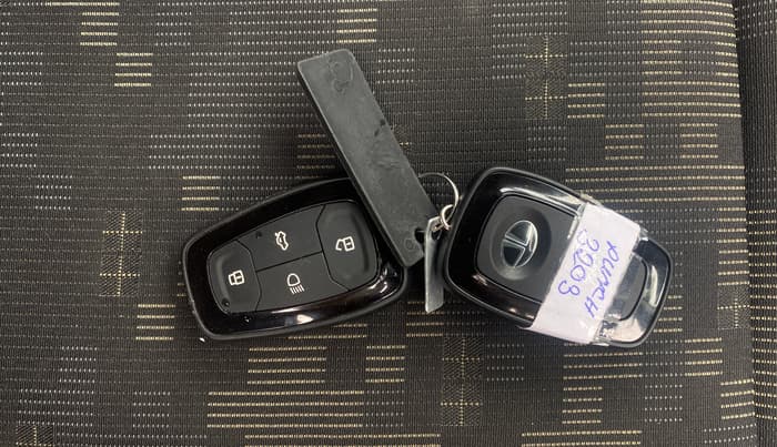 2023 Tata PUNCH  ACCOMPLISHED AMT CAMO EDITION, Petrol, Automatic, 40,036 km, Key Close Up