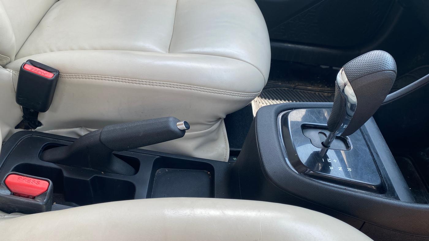 2021 Tata PUNCH ACCOMPLISHED AMT, Petrol, Automatic, 30,122 km, Gear Lever