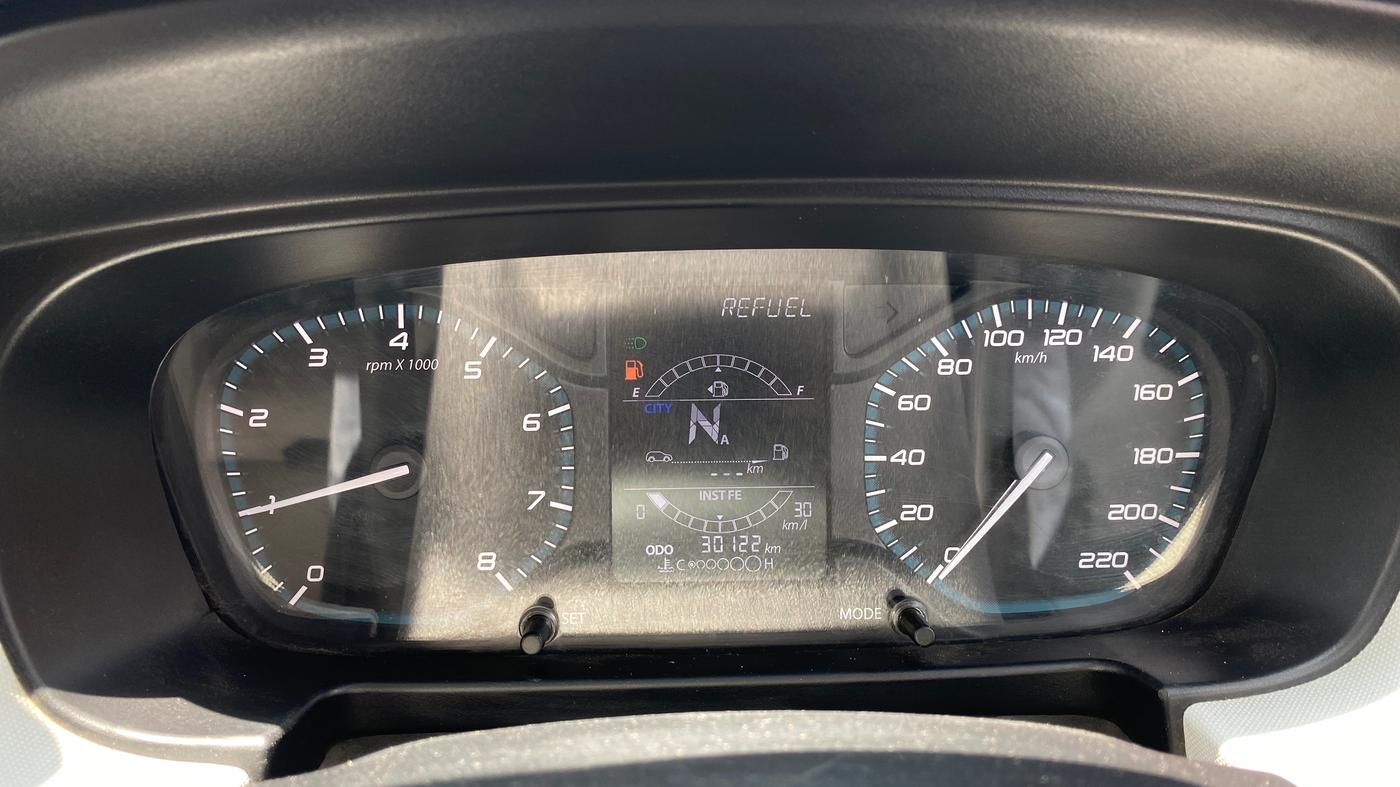 2021 Tata PUNCH ACCOMPLISHED AMT, Petrol, Automatic, 30,122 km, Odometer Image