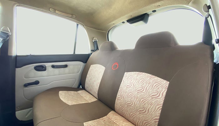 2014 Hyundai Santro Xing GL PLUS, Petrol, Manual, 80,779 km, Right Side Rear Door Cabin