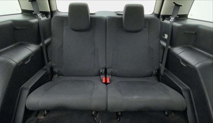 2017 Tata Hexa Varicor 400 XM, Diesel, Manual, 64,177 km, Third Seat Row ( optional )