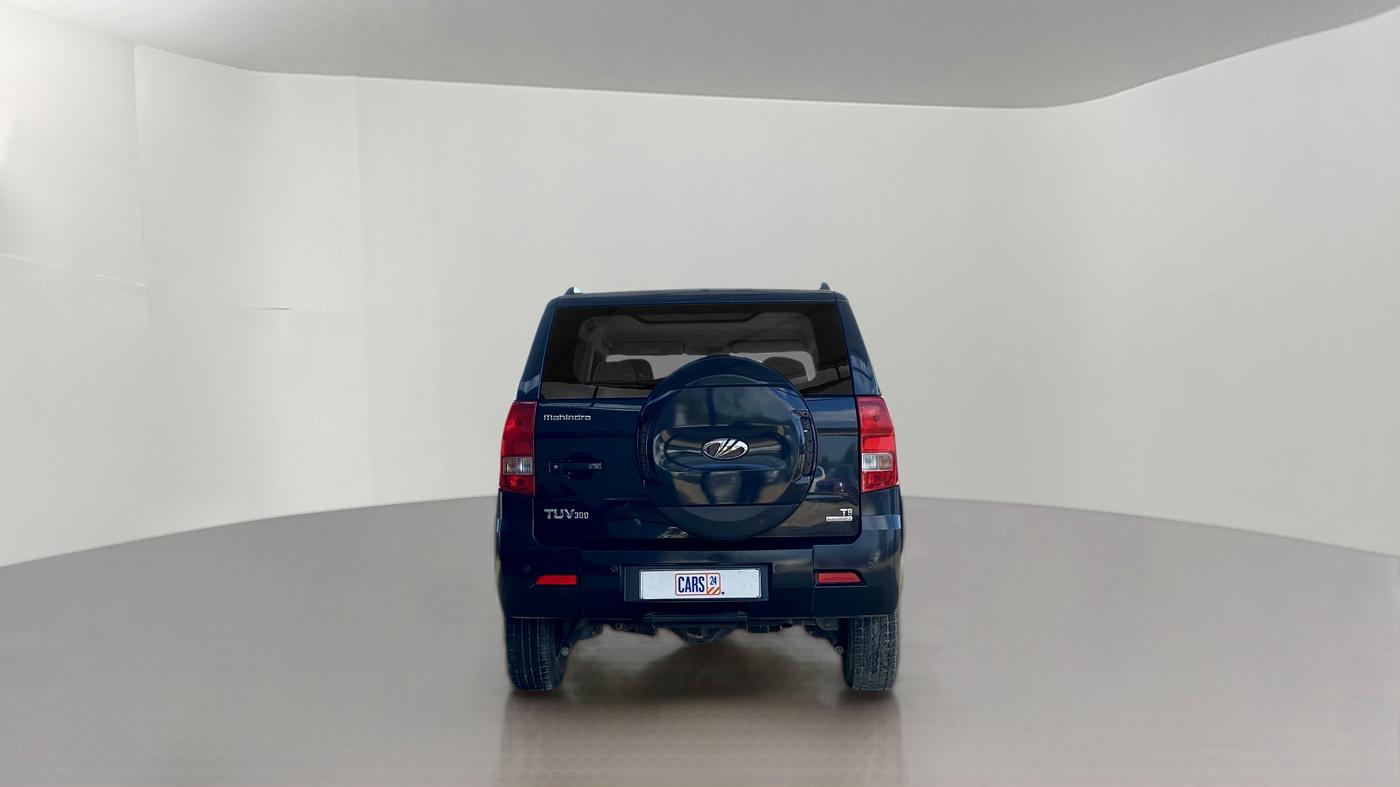 2017 Mahindra TUV300 T8 AT, Diesel, Automatic, 28,746 km, Back/Rear