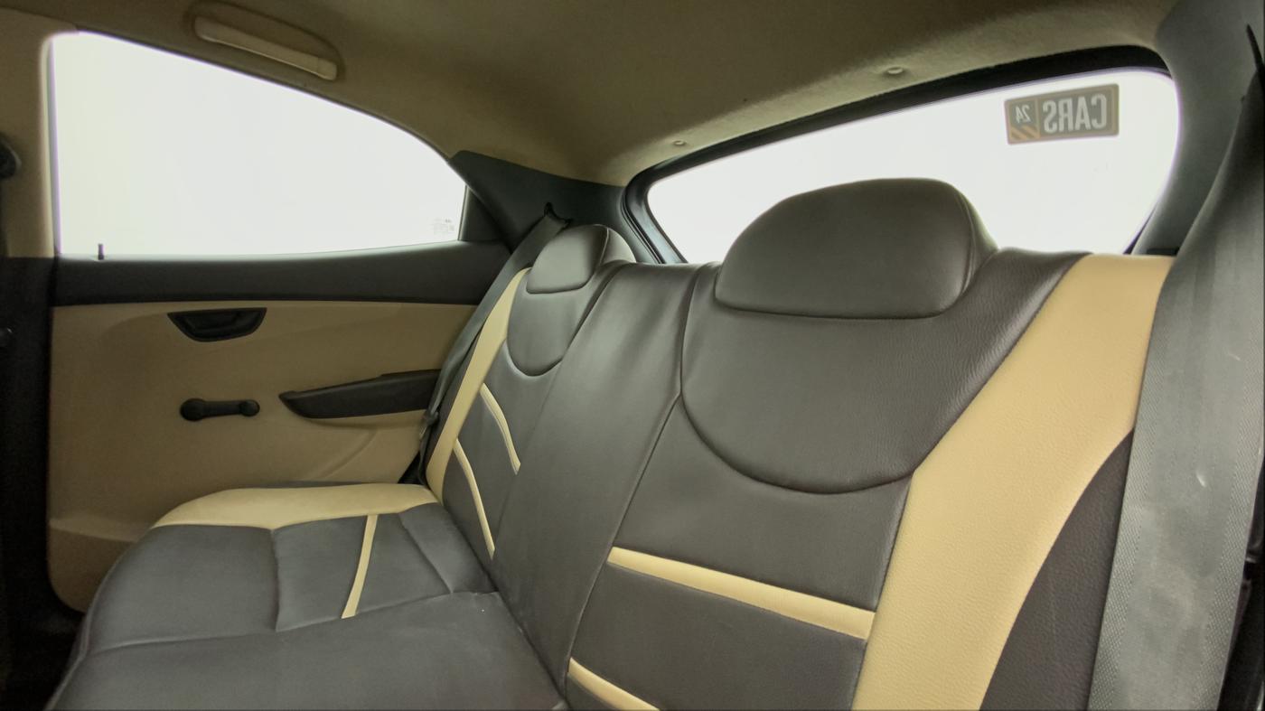 2015 Hyundai Eon ERA +, Petrol, Manual, 84,272 km, Right Side Rear Door Cabin