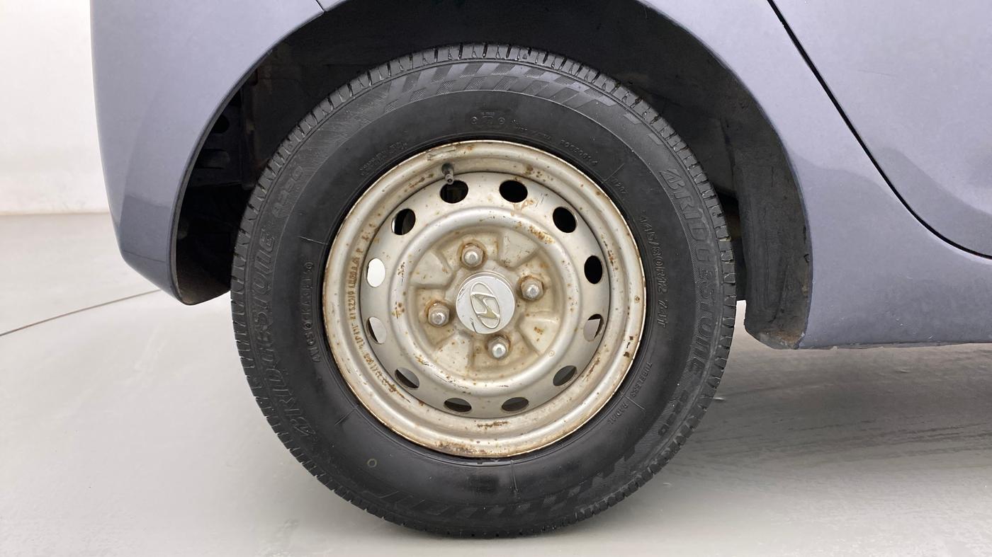 2015 Hyundai Eon ERA +, Petrol, Manual, 84,272 km, Right Rear Wheel