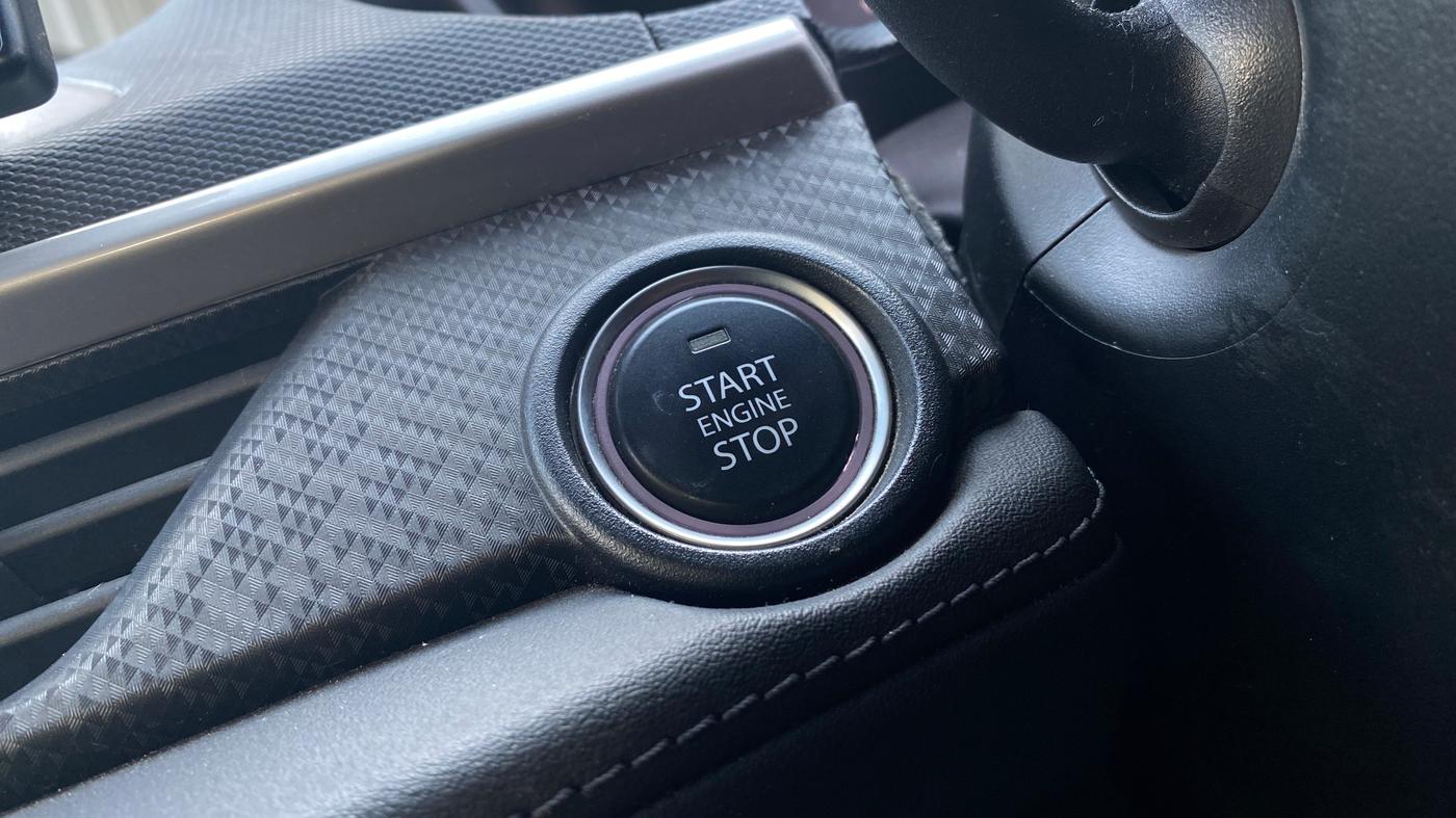 2023 Tata NEXON FEARLESS PLUS 1.2 REVOTRON 7 DCA DT, Petrol, Automatic, 57,912 km, Keyless Start/ Stop Button
