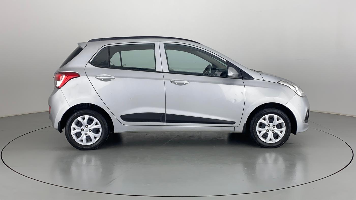 2016 Hyundai Grand i10 SPORTZ 1.2 KAPPA VTVT, Petrol, Manual, 19,930 km, Right Side View