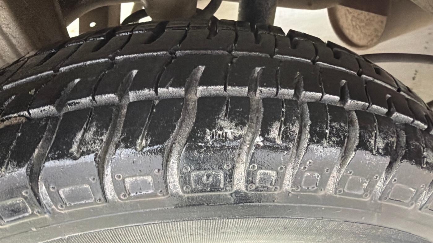 2014 Maruti Alto 800 LXI, Petrol, Manual, 11,457 km, Right Rear Tyre Tread