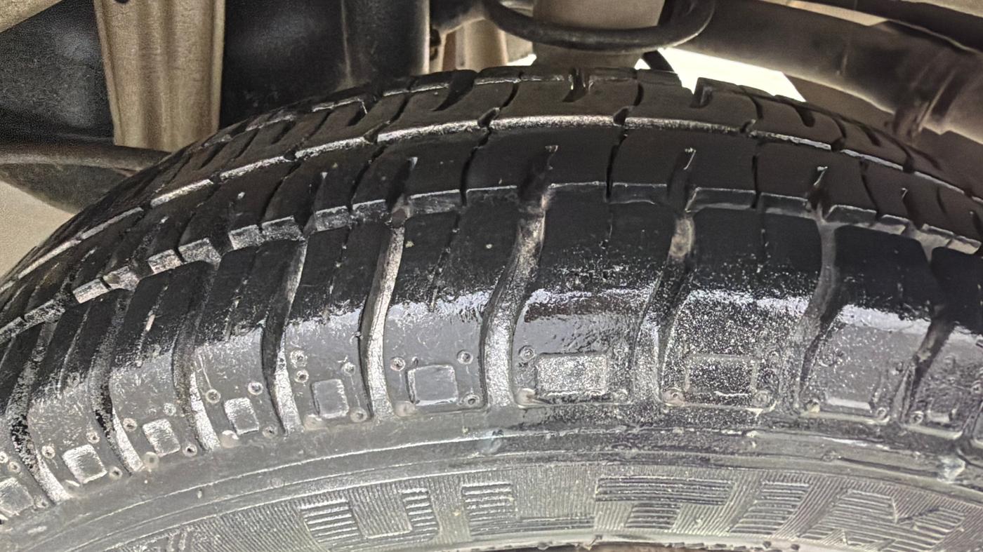 2014 Maruti Alto 800 LXI, Petrol, Manual, 11,457 km, Left Rear Tyre Tread