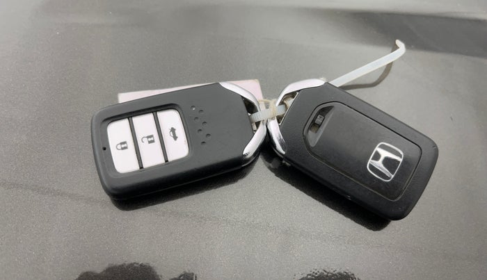2018 Honda City 1.5L I-VTEC V MT, Petrol, Manual, 96,268 km, Key Close Up