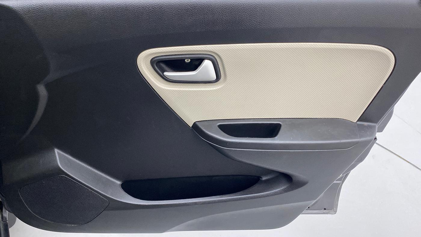 2021 Maruti Alto LXI, Petrol, Manual, 16,557 km, Driver Side Door Panels Control