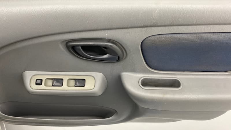 2014 Maruti Alto K10 VXI P, Petrol, Manual, 39,097 km, Driver Side Door Panels Control