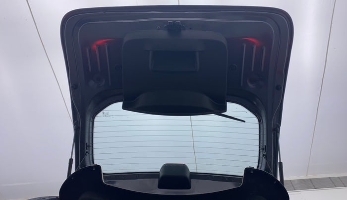 2020 Renault Duster RXZ, Petrol, Manual, 28,759 km, Boot Door Open