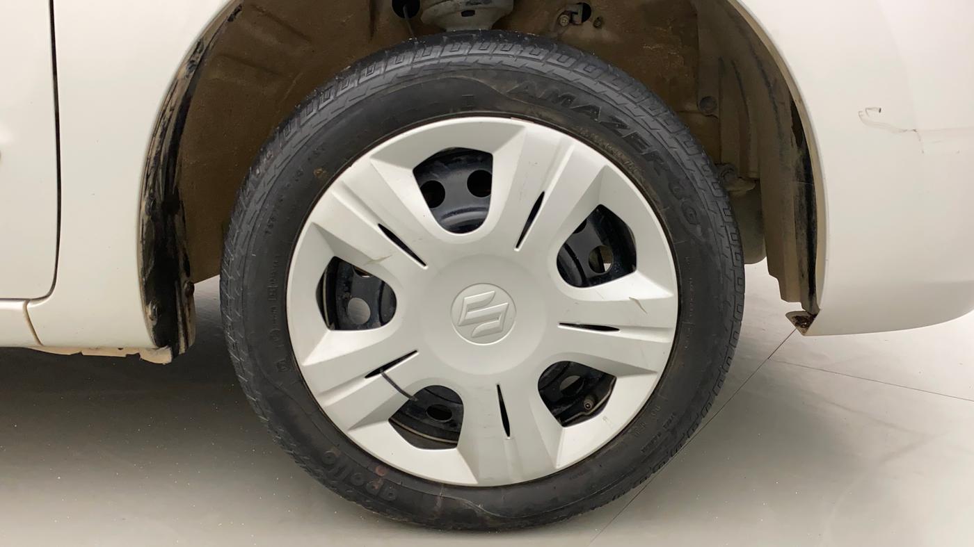 2017 Maruti Wagon R 1.0 VXI AMT, Petrol, Automatic, 24,637 km, Right Front Wheel