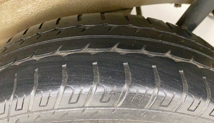 2017 Maruti Wagon R 1.0 VXI AMT, Petrol, Automatic, 24,637 km, Left Rear Tyre Tread