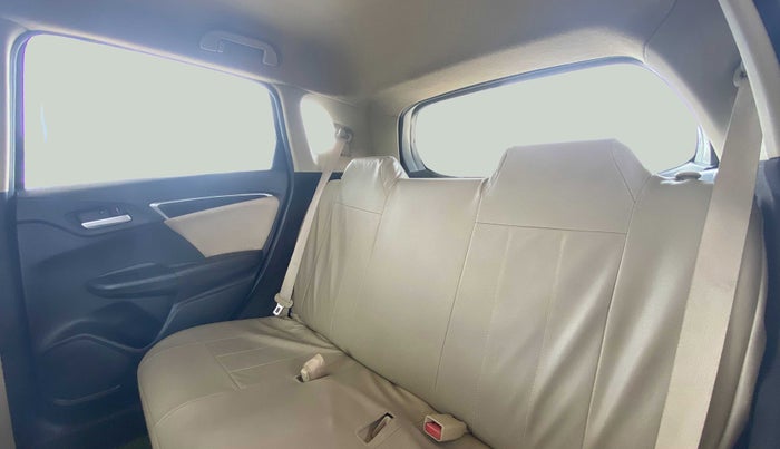 2017 Honda Jazz 1.2 V MT, Petrol, Manual, 15,302 km, Right Side Rear Door Cabin