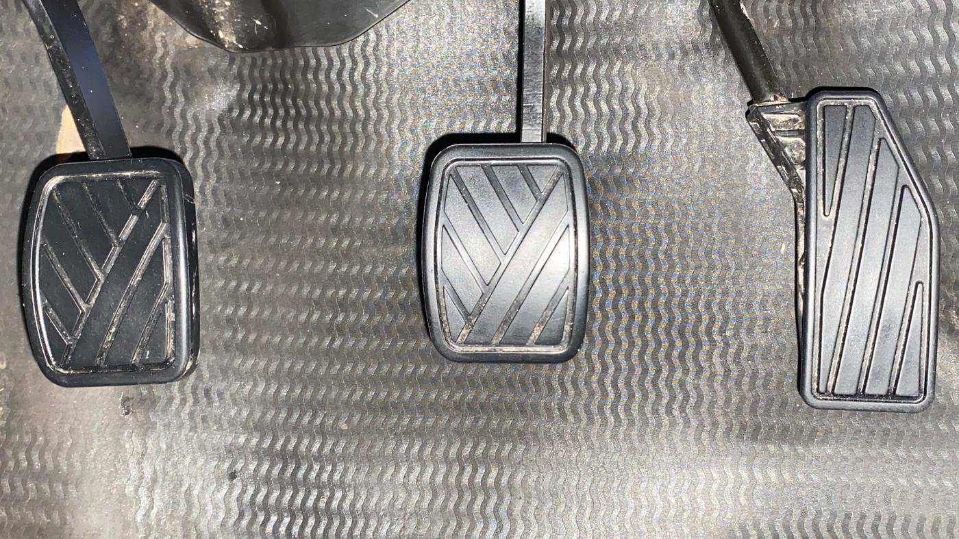 2020 Maruti Swift VXI D, Petrol, Manual, Pedals