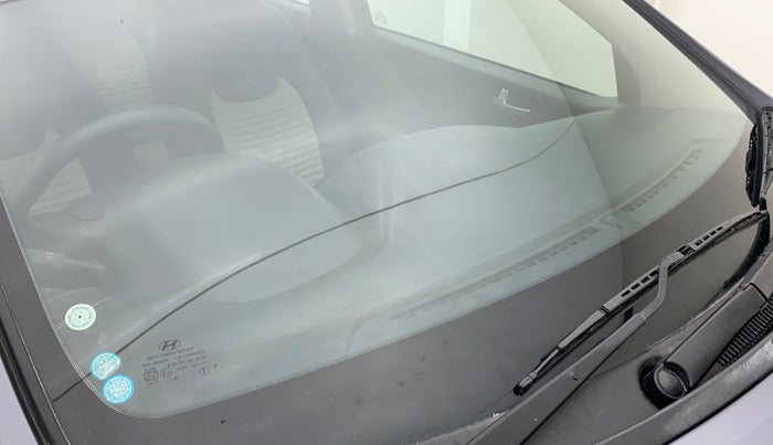 2018 Hyundai Grand i10 SPORTZ 1.2 KAPPA VTVT, Petrol, Manual, 28,806 km, Front windshield - Minor spot on windshield