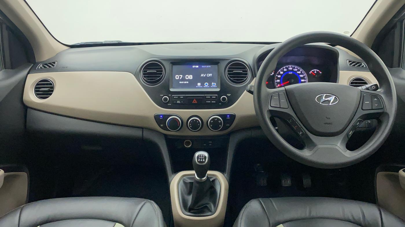 2018 Hyundai Grand i10 SPORTZ 1.2 KAPPA VTVT, Petrol, Manual, 28,806 km, Dashboard