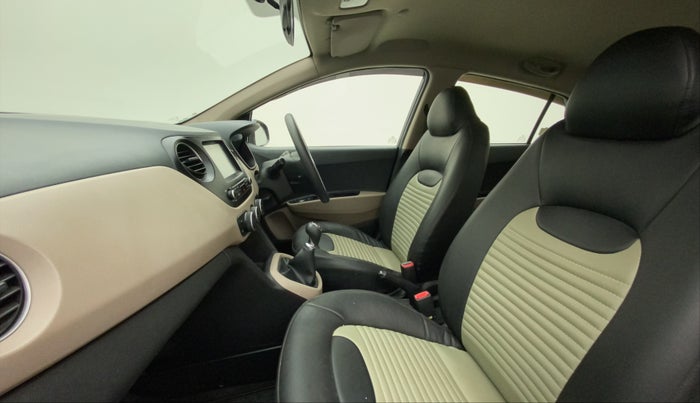2018 Hyundai Grand i10 SPORTZ 1.2 KAPPA VTVT, Petrol, Manual, 28,806 km, Right Side Front Door Cabin