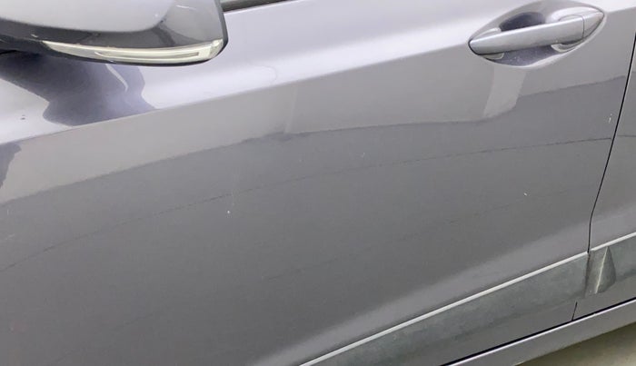 2018 Hyundai Grand i10 SPORTZ 1.2 KAPPA VTVT, Petrol, Manual, 28,806 km, Front passenger door - Minor scratches