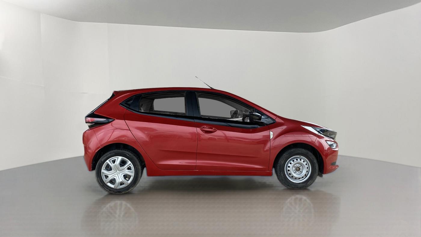 2021 Tata ALTROZ XT 1.2, Petrol, Manual, 37,773 km, Right Side View