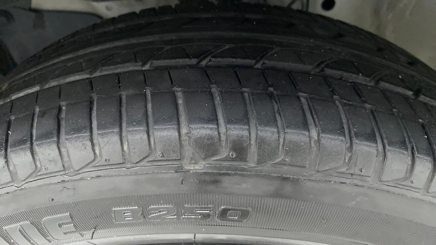 2021 Honda City V MT PETROL, Petrol, Manual, 11,035 km, Left Front Tyre Tread