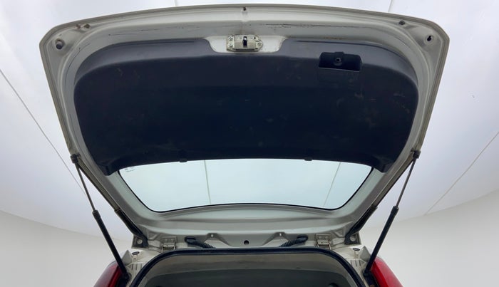 2011 Maruti Ritz LXI, CNG, Manual, 93,419 km, Boot Door Open