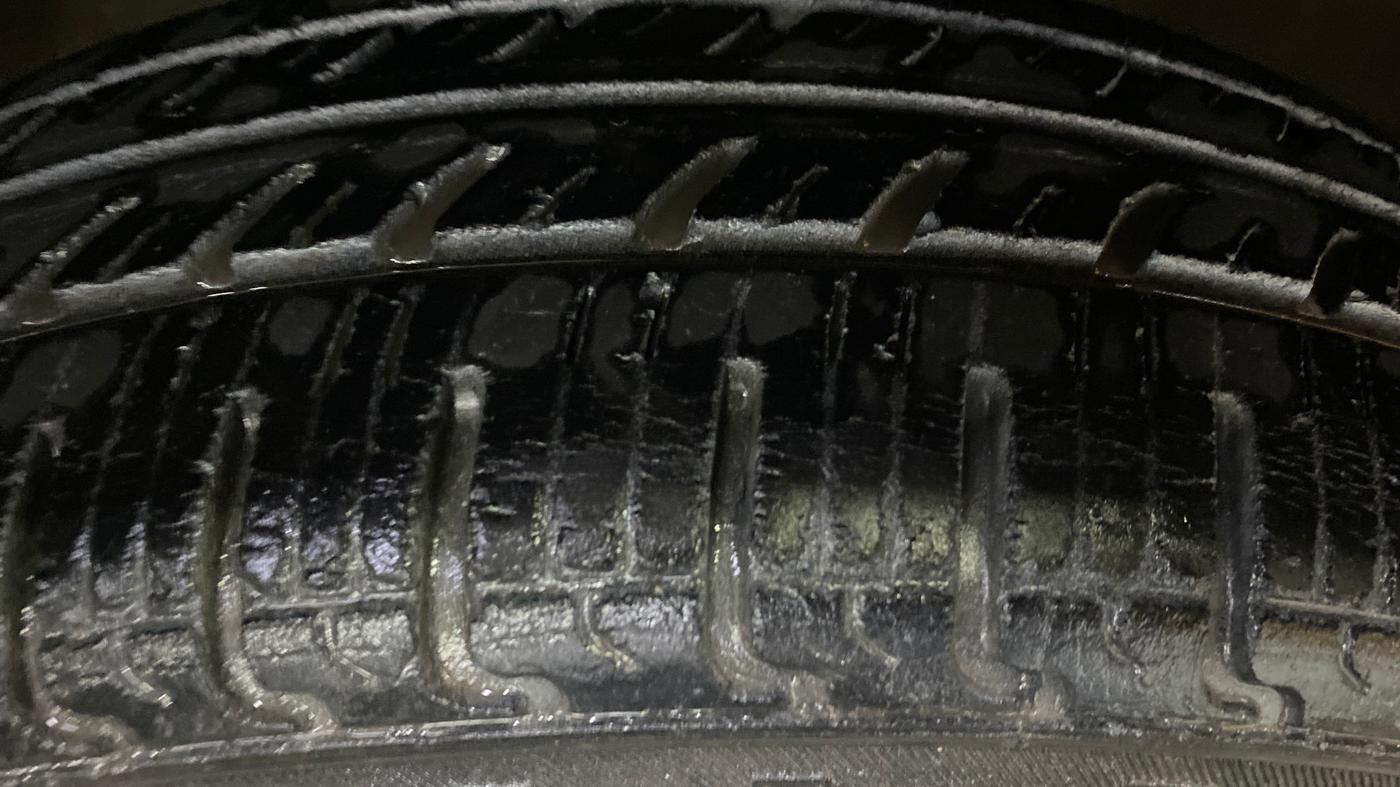 2014 Maruti Wagon R Stingray LXI, Petrol, Manual, 64,078 km, Right Front Tyre Tread