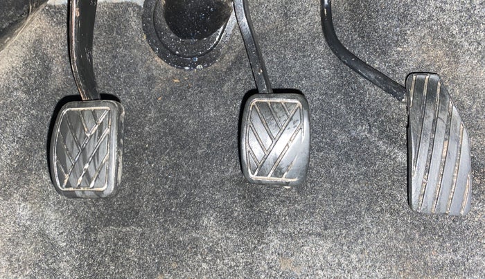 2014 Maruti Wagon R Stingray LXI, Petrol, Manual, 64,078 km, Pedals