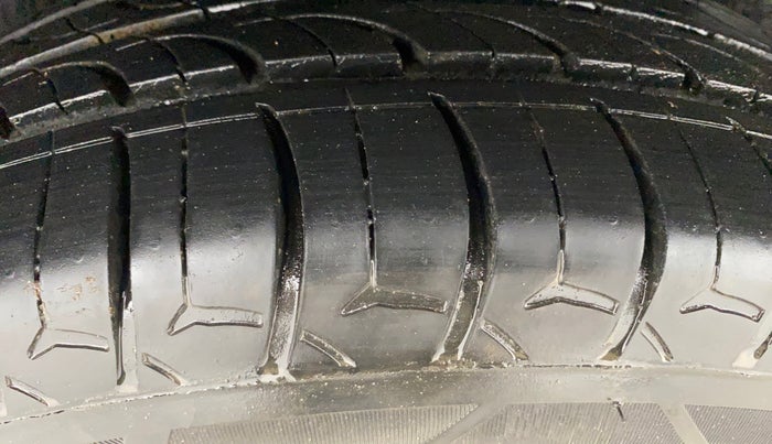 2018 Maruti Dzire ZXI PLUS, Petrol, Manual, 77,155 km, Right Rear Tyre Tread
