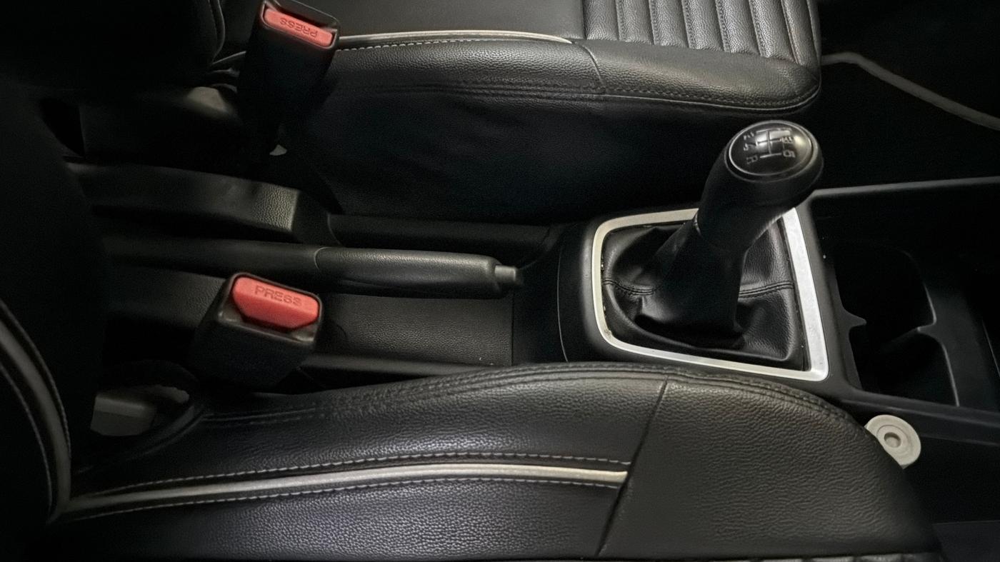 2020 Maruti Swift LXI, Petrol, Manual, 30,683 km, Gear Lever