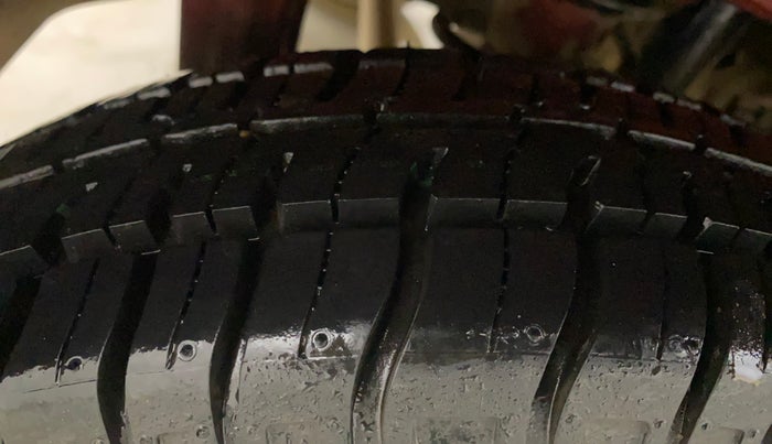 2014 Maruti Alto 800 LXI, Petrol, Manual, 45,482 km, Right Rear Tyre Tread