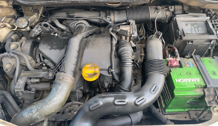 2018 Renault Captur RXT DIESEL DUAL TONE, Diesel, Manual, 1,21,157 km, Engine View