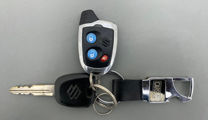 2019 Maruti Alto 800 LXI, Petrol, Manual, 18,659 km, Key Close Up