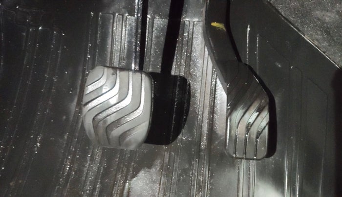 2021 Renault Kwid CLIMBER 1.0 AMT (O), Petrol, Automatic, 28,242 km, Pedals