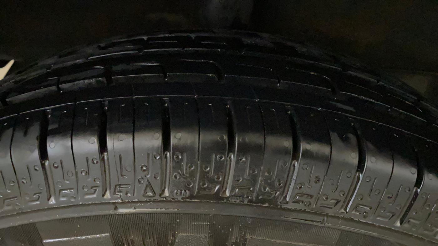 2022 Hyundai NEW SANTRO MAGNA EXECUTIVE CNG, CNG, Manual, 44,250 km, Right Rear Tyre Tread
